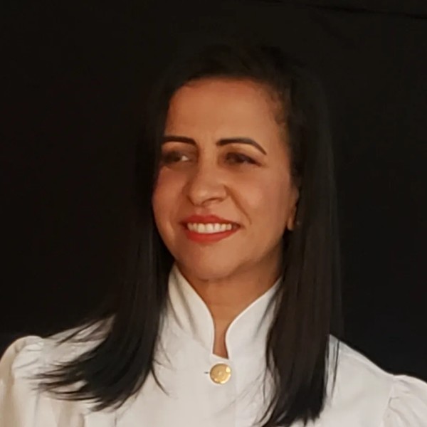 Cris Ribeiro, autora do Desinflame21